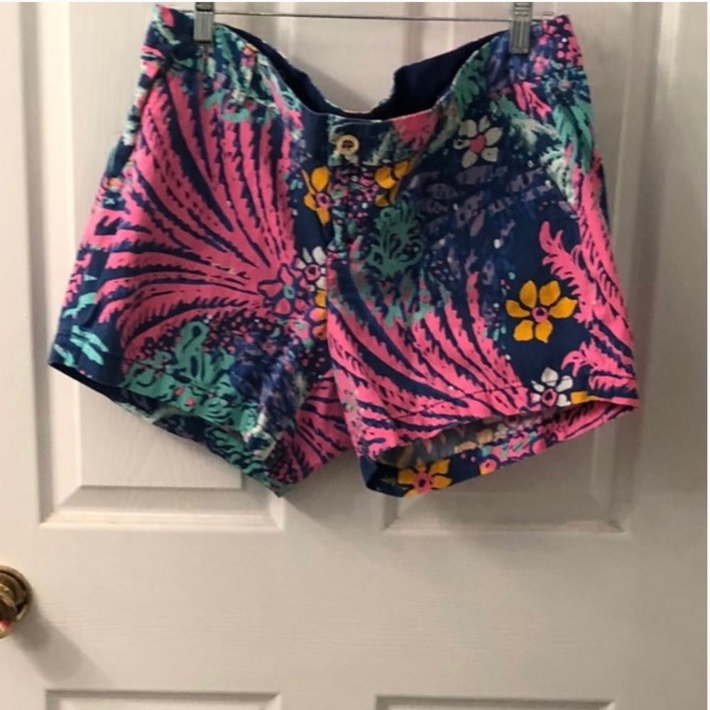 Lilly Pulitzer Callahan shorts, size 12